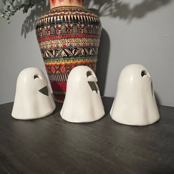 Martha Stewart White LED DECOR Ghost Figurines - Picture 2 of 7